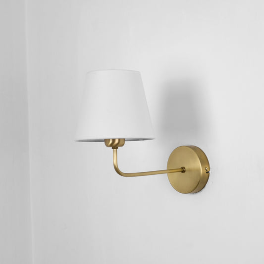 Aged Brass Traditional Wall Sconce